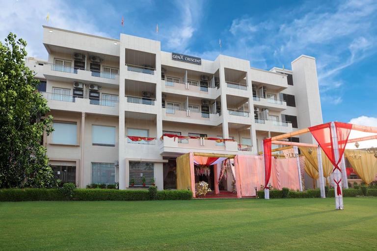 Entrance, Genx Cresent Lucknow, Lucknow