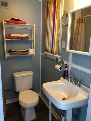 Bathroom 3, Hills Motel & Marina, Jefferson