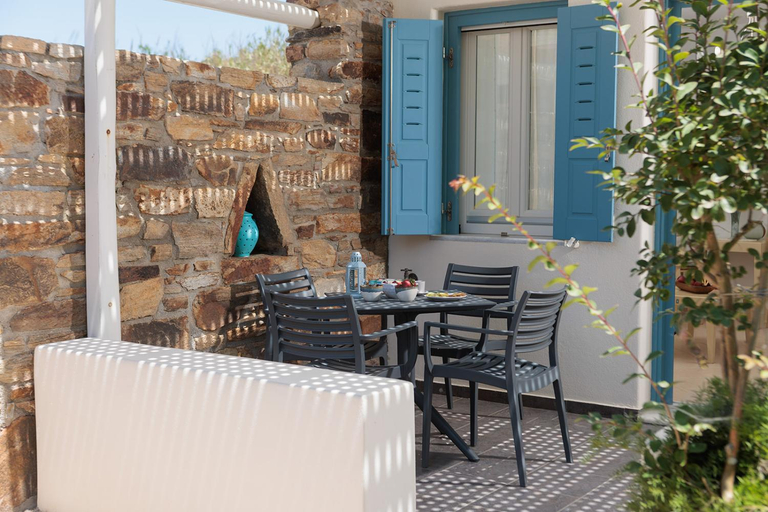 Others 3, 9 Muses Naxos Beach hotel, South Aegean