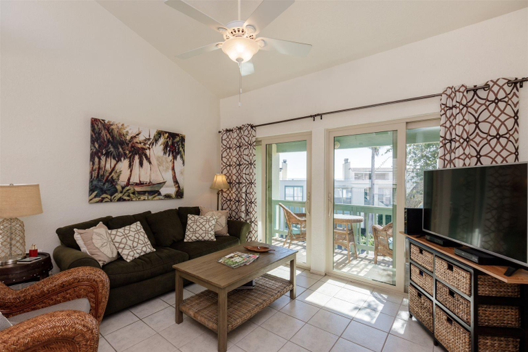 Others 5, Coastal Charm, Aransas