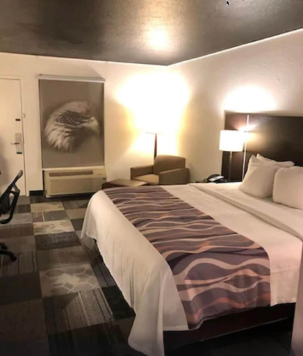 Bedroom 3, Eglin Extended Stay Hotel, a Howard Johnson by Wyndham, Okaloosa