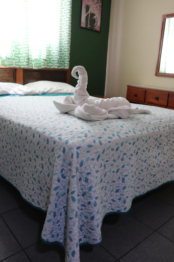 Bedroom 3, Hotel Toledo, David