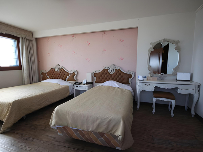 Bedroom 3, Yeongju Punggi Tourist Hotel, Yeongju