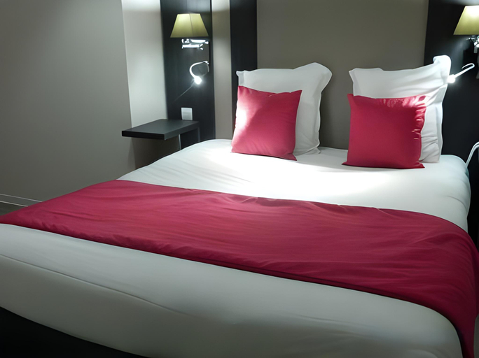 Bedroom 3, Strasbourg Centre Les Halles, Bas-Rhin