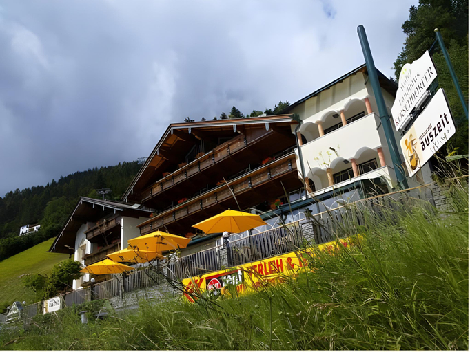 Exterior & Views 1, Wohlfuhlhotel KERSCHDORFER - B&B - ADULTS ONLY, Schwaz