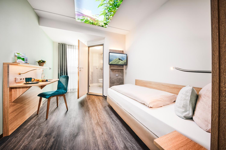 Bedroom 2, IN VIA Hotel, Paderborn