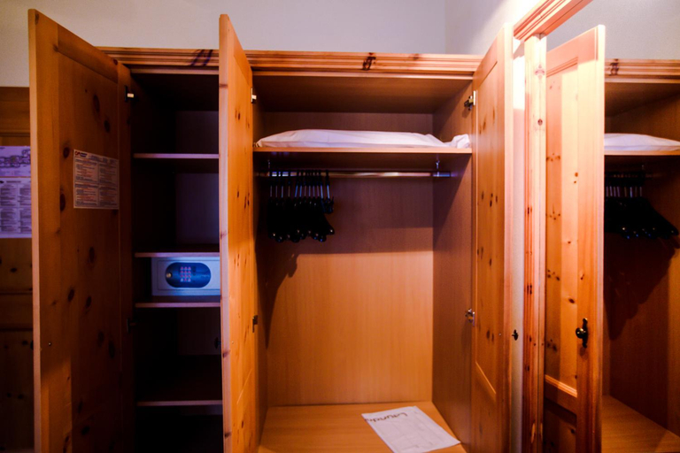 Bedroom 3, Albergo Dimaro Wellness Hotel, Trento