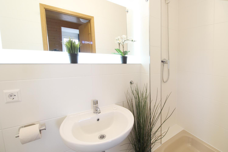 Bathroom 4, Downtown Apartments Ulm - im Herzen von Ulm & komfortable Boxspringbetten, Ulm