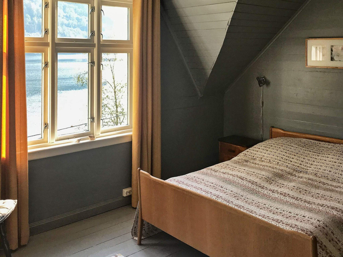 Bedroom 3, person holiday home in oystese, Kvam