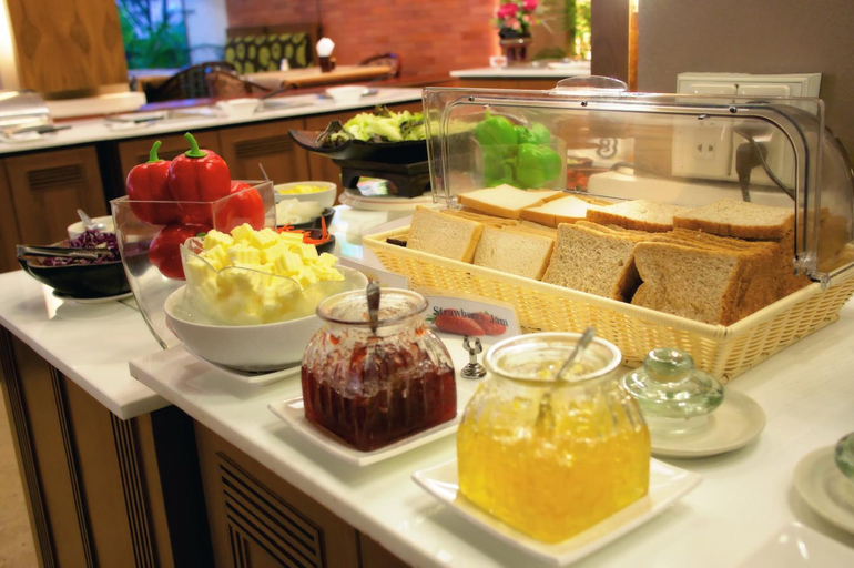 Food & Drinks 5, Chiangmai Gate Hotel, Muang Chiang Mai
