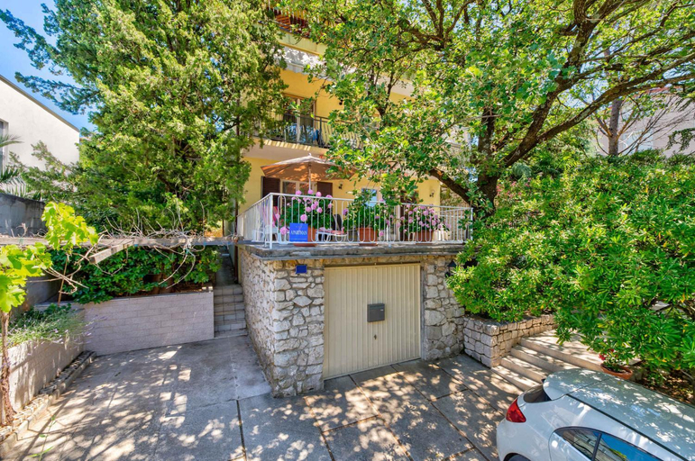 Others 2, Apartments in Selce 41700, Crikvenica