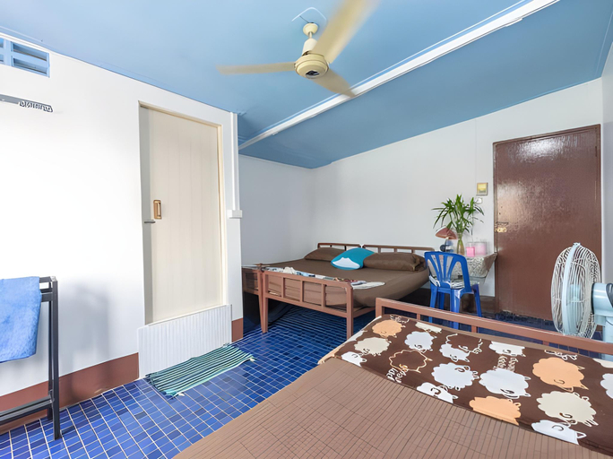 Others 5, Prasuri Guest House, Phra Nakhon