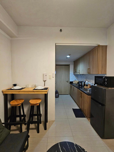 Others 4, Q Workcation WFH Staycation, Pasay City