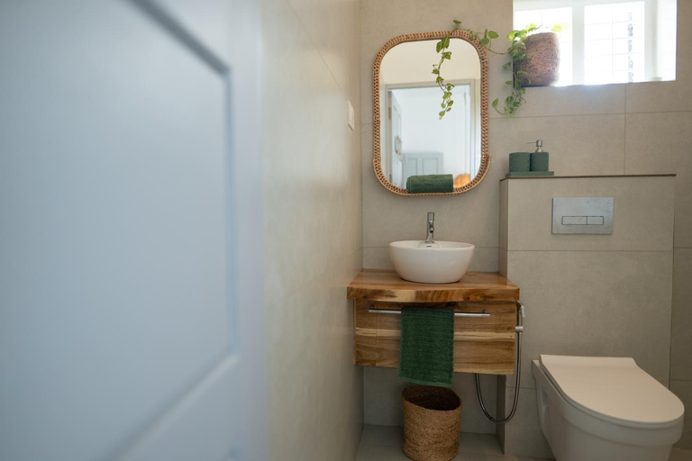 Bathroom, Utopia Varkala, Thiruvananthapuram