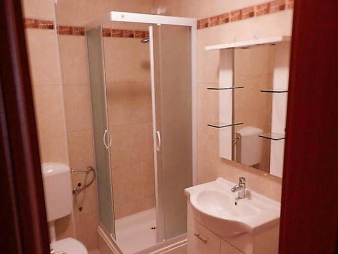 Bathroom, Apartments St Rialto - Superior One Bedroom Apartment with Balcony, Jelsa
