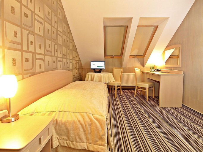 Bedroom 3, Hotel Fajkier Wellness And Spa, Zawiercie