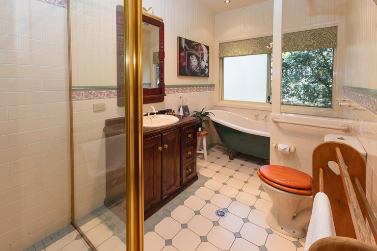 Bathroom 4, Telegraph Retreat Cottages, Port Macquarie-Hastings - Pt B