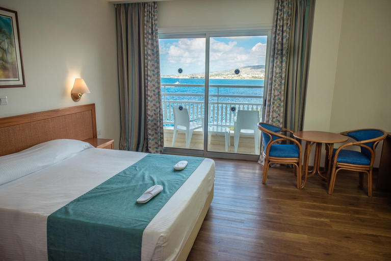 Bedroom 3, Cynthiana Beach Hotel