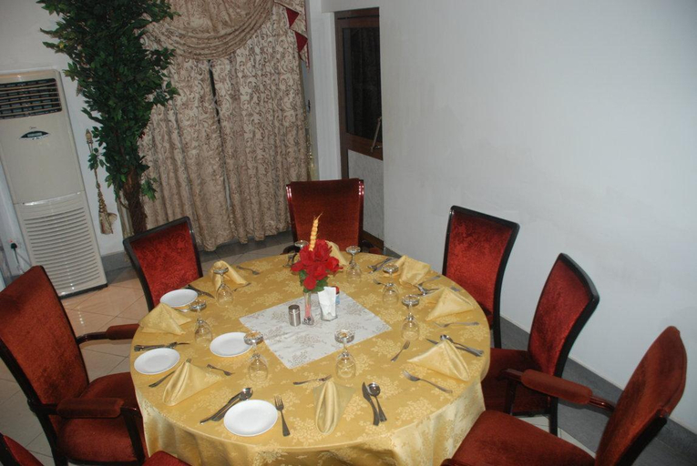 Restaurant 5, MJ Grand Hotel Ltd, Accra