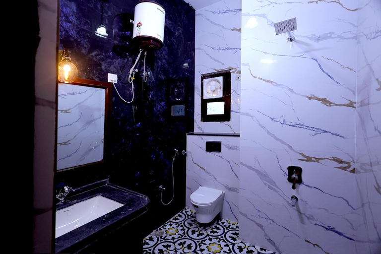 Bathroom 4, Satyam Palace Resort, Ajmer