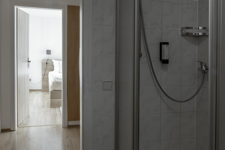 Bathroom 3, Rennsteighöhe Waldhotel, Ilm-Kreis