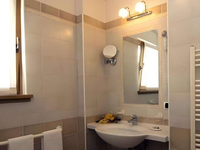 Bathroom 4, Hotel Garni COSTANZA, Sondrio