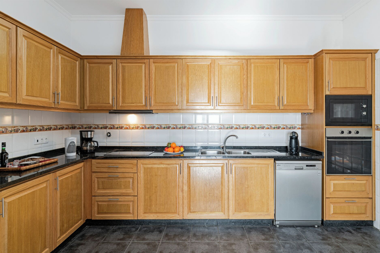 Private kitchen, Theo's House, Calheta
