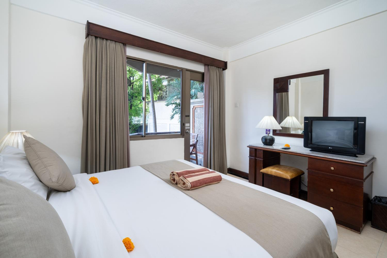Bedroom 2, Beach Apartment inside Resort Walking Distance to the beach, Badung