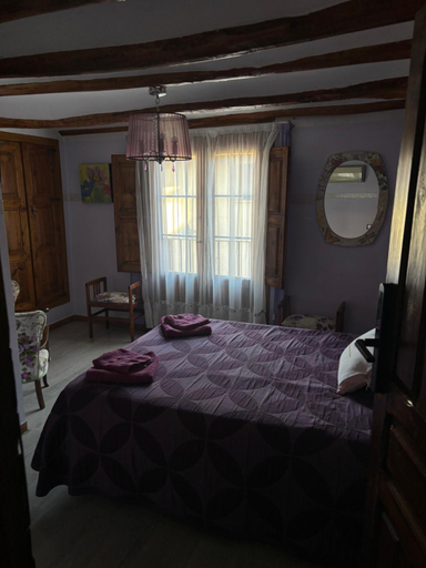 Bedroom 4, Hotel Casa de la Fuente, Teruel