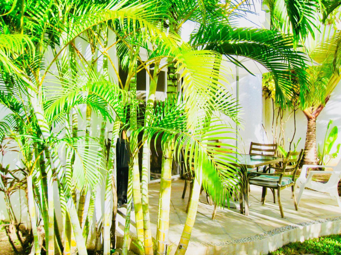 Others 3, Playacar - Deluxe Family Comfort Balcony Room with Pool and Parking, Cozumel