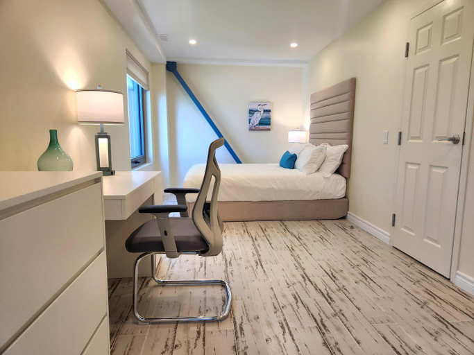 Bedroom 3, The Sands, Lake Hurron