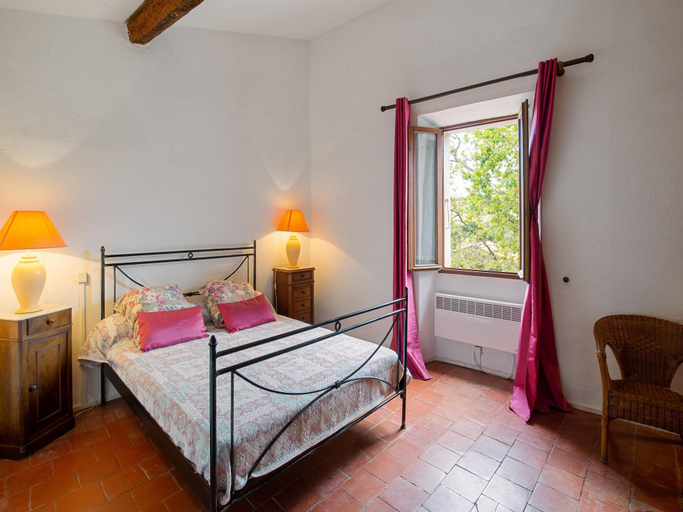 Bedroom 2, Holiday Home in Tautavel near Gorges de Gouleyrous, Pyrénées-Orientales