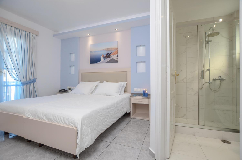 Bedroom 2, Hotel Ilion, South Aegean