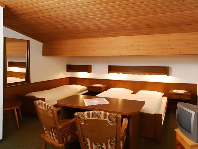 Bedroom 3, Johanneshof - Dein MOUNTAIN Wohlfuhlhotel, Zell am See