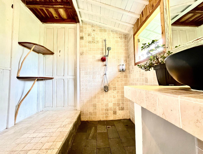 Bathroom 3, PONDOK IS OKE, Banyuwangi