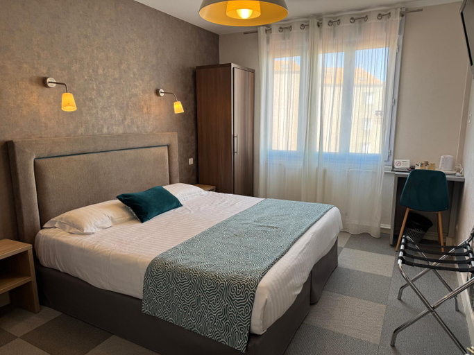 Bedroom 3, Hotel Le Calme Des Pins Spa, Vendée