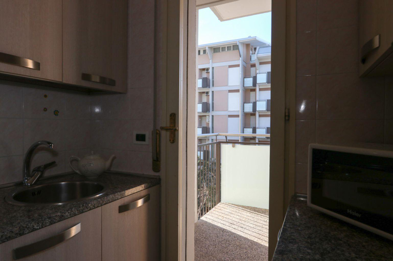 3, Large and comfy apartment by the beach by Beahost Rentals, Venezia