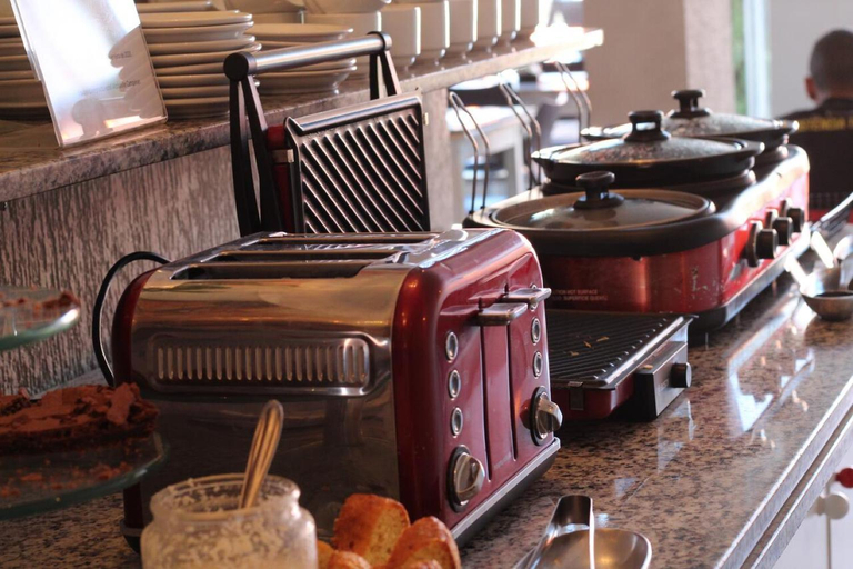 Food & Drinks 5, Compacto Hotel Alphaville Campinas, Campinas