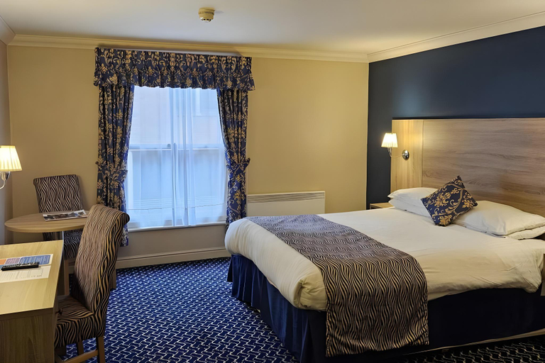 Bedroom 3, The Queens Hotel, York