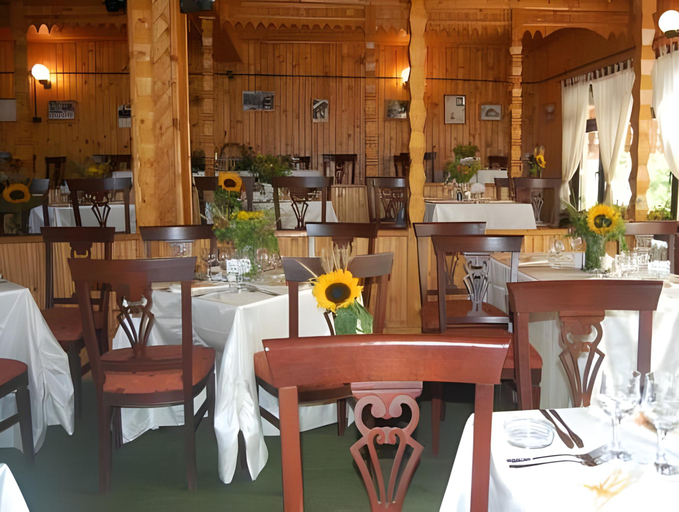 Food & Drinks, Complexul Turistic Cheile Butii, Uricani