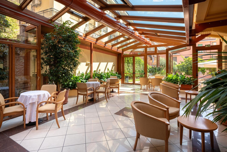 Food & Drinks 5, Hotel Careni Villa Italia, Savona