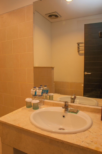 Bathroom 4, Hotel Santika Bangka, Central Bangka