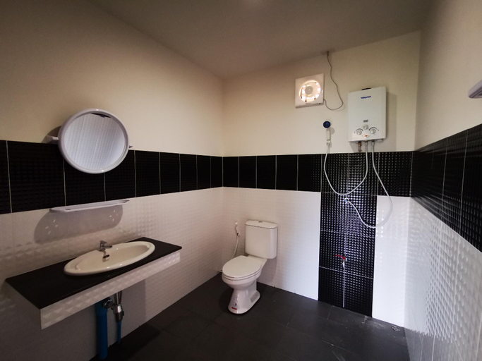 Bathroom 3, Baan Skypruek, Mae Rim