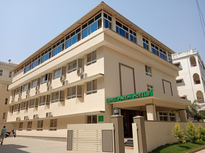 Others 3, Sreeparthi Hotel, Anantapur