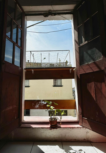 Others 4, La casita de Lulu, Arequipa