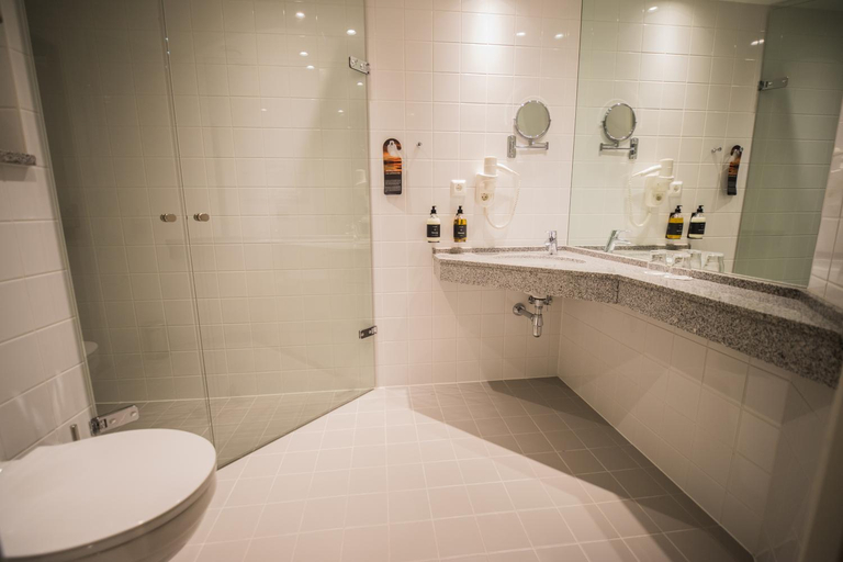Bathroom 4, Stord Hotel, Stord