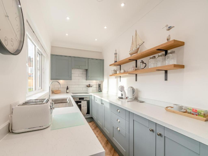 Others 5, Edie' Bungalow, East Riding of Yorkshire