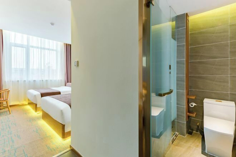 Bedroom 2, Jin Meng Yuan Hotel, Zibo