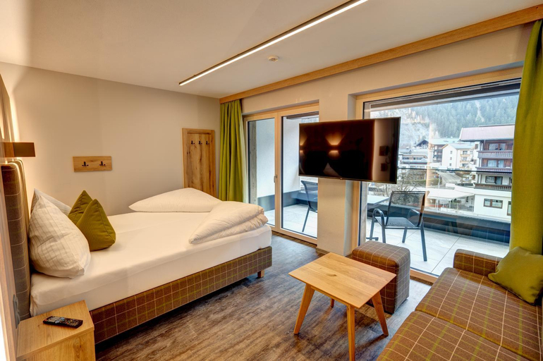 Bedroom 2, Der Siegeler B&B - this lifestylehotel rocks, Schwaz