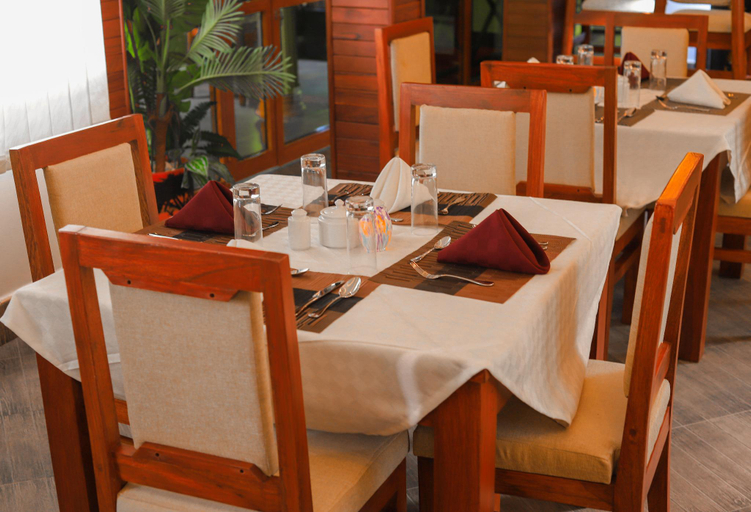 Food & Drinks 4, River House Lodge, Arusha Urban